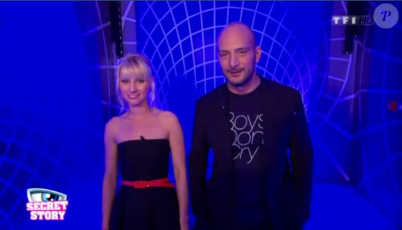 Virginie et Kévin dans la quotidienne de Secret Story 6 sur TF1 le samedi 26 mai 2012
