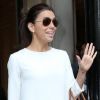 Eva Longoria, très élégante, quitte son hôtel parisien, le 29 mai 2012 à Paris