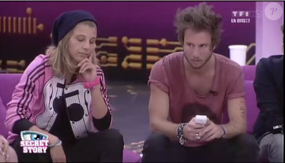 Emilie et Alex dans Secret Story 6, vendredi 1er juin 2012, sur TF1