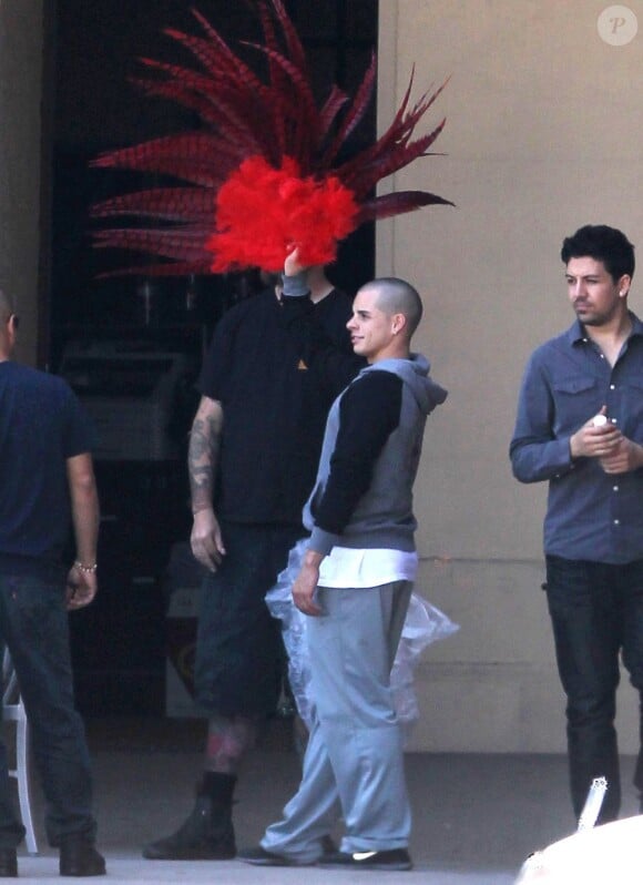 Casper Smart vient rendre visite à Jennifer Lopez sur le tournage d'un nouveau clip à Los Angeles, le 1er juin 2012.
