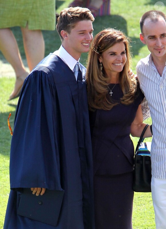 Maria Shriver fière de son fils Patrick qui fête son diplôme, à Los Angeles, le 1er juin 2012.