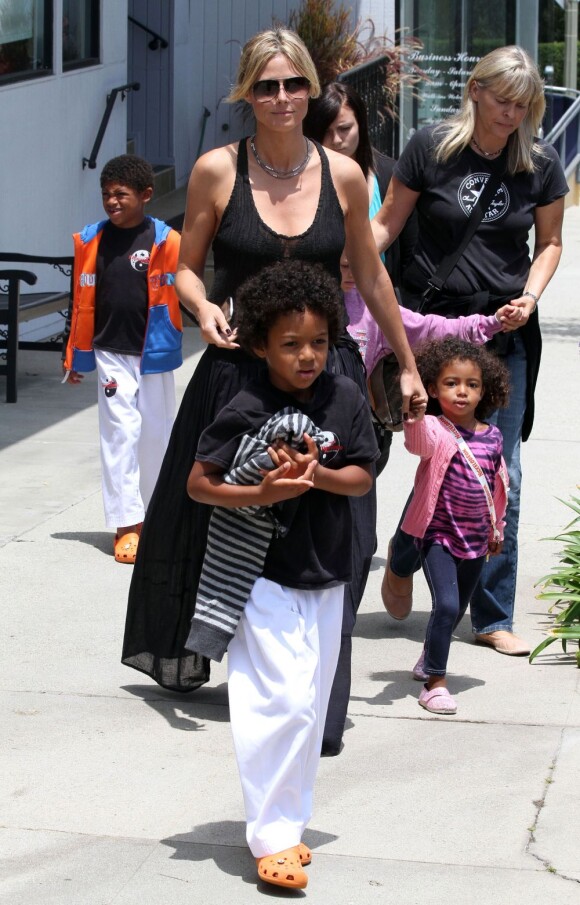 Heidi Klum, Henri, Johan, Leni et Lou à Los Angeles, le samedi 2 juin 2012.