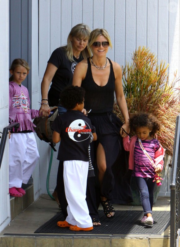 Heidi Klum et Lou se baladent à Los Angeles, le samedi 2 juin 2012.