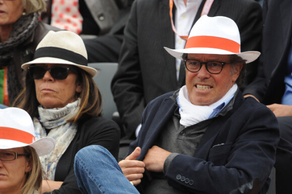 Michel Leeb et sa femme Béatrice lors du match entre Jo-Wilfried Tsonga et Novak Djokovic le 5 juin 2012 à Roland-Garros