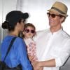 Matthew McConaughey, sa femme Camila Alves et leurs deux enfants Levi et Vida à l'aéroport de Los Angeles. Le 4 juin 2012.