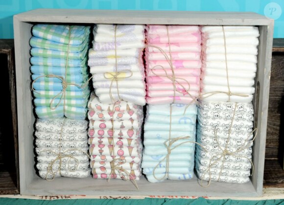 Jessica Alba a présenté ses couches colorées pour les bébés via sa compagnie Honest.com. Le 10 juin à Los Angeles.