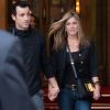 Jennifer Aniston et Justin Theroux quittent l'hôtel Ritz à Paris, le 12 juin 2012.