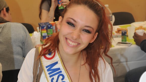 Delphine Wespiser : La généreuse Miss France 2012 donne de sa personne