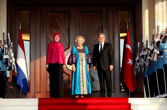 La reine Beatrix des Pays-Bas lors de sa visite officielle en Turquie, le 13 juin 2012.