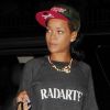 Rihanna ose le look mi-street mi-chic pour rendre visite à sa grand-mère Dolly. Brooklyn, New York, le 17 juin 2012.