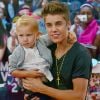 Justin Bieber et son petit frère Jaxon aux MuchMusic Video Awards, à Toronto, le 17 juin 2012.
