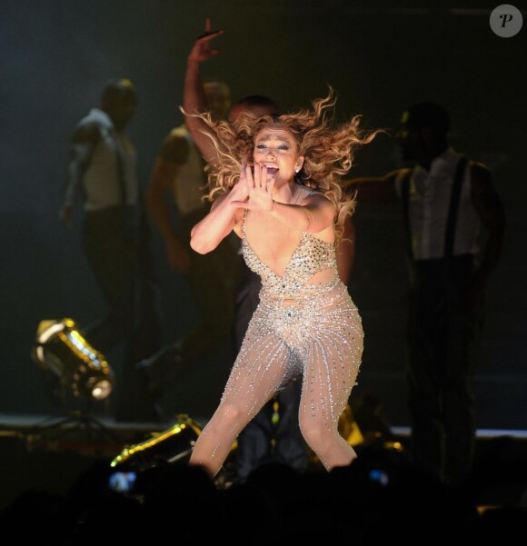 Sublime, Jennifer Lopez en concert à Buenos Aires le 21 juin 2012