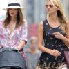 Miranda Kerr, divinement lookée avec une amie, promène Flynn à New York le 24 juin 2012