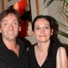 Pierre Palmade et sa soeur Claire, de son nom d'artiste Clade, qui expose au restaurant Second Empire à Paris, le 28 juin 2012.