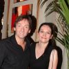 Pierre Palmade et sa soeur Claire, de son nom d'artiste Clade, au vernissage de son exposition au restaurant Second Empire à Paris, le 28 juin 2012.