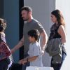 Megan Fox en compagnie de son mari Brian Austin Green et du fils de celui-ci, Kassius, à Los Angeles le 17 juin 2012