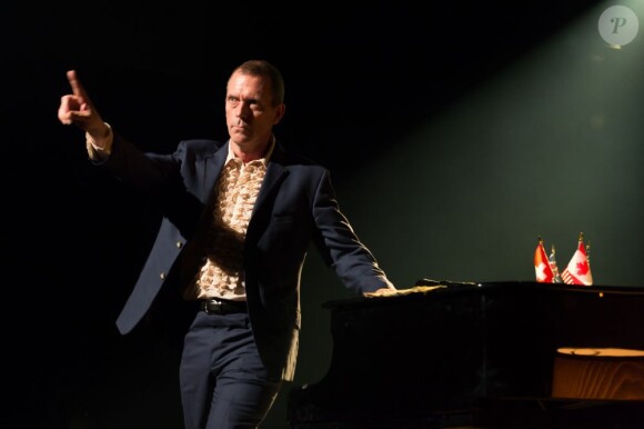 Hugh Laurie sur la scène du Festival de Jazz de Montreux, en Suisse, le 9 juillet 2012