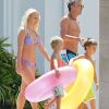 Britney Spears se rend à la plage en famille, à Hawaï, le jeudi 5 juillet 2012.