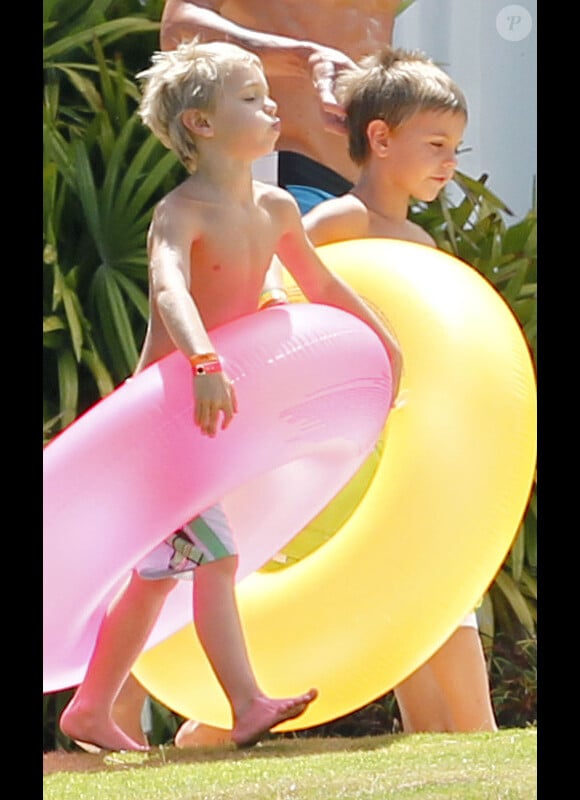 Les enfants de Britney Spears Sean Preston et Jayden James se rendent à la plage, à Hawaï, le jeudi 5 juillet 2012.