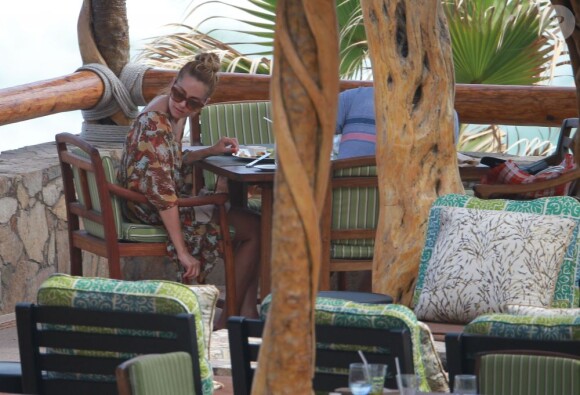 Exclu : Lauren Conrad en vacances à Cabo San Lucas. Le 13 juillet 2012.