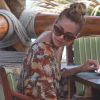 Exclu : Lauren Conrad surprise en plein déjeuner à Cabo San Lucas avec son nouveau petit ami William Tell. Le 13 juillet 2012.