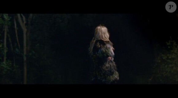 Kate Moss dans cette image extraite du clip White Light de George Michael, juillet 2012.
