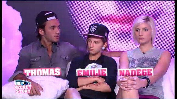 Thomas, Nadège et Emilie dans la quotidienne de Secret Story 6 sur TF1 le mercredi 18 juillet 2012