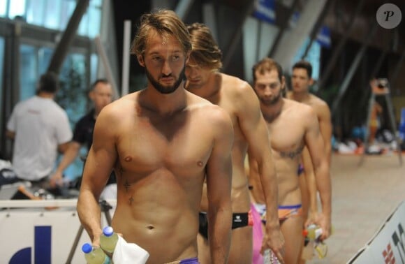 Fabien Gilot et les nageurs tricolores lors du rassemblement de la sélection olympique de natation à Dunkerque le 18 juillet 2012