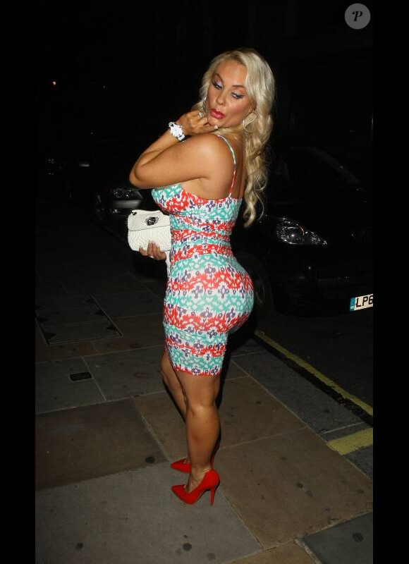 Ice-T et son épouse Coco rentrent à leur hôtel à Londres, après une projection du documentaire consacré au rap dont Ice-T est le réalisateur, le jeudi 19 juillet.