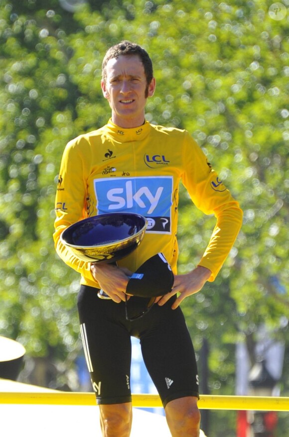 Bradley Wiggins, ému aux larmes le 22 juillet 2012 sur les Champs Elysée lors de la dernière étape du Tour de France 2012
