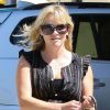 Reese Witherspoon, enceinte, dans les rues de Beverly Hills, le 25 juillet 2012 - La comédienne a pris des formes généreuses
