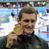 Le Sud-Africain Cameron van der Burgh champion olympique du 100m brasse aux JO de Londres, le 29 juillet 2012. Le nageur de 24 ans a ensuite avoir admis avoir eu recours à plusieurs reprises au ''dolphin kick'', un geste non autorisé.