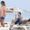 Ravis, Eduardo Cruz et une jolie jeune femme en vacances à Ibiza le 12 août 2012