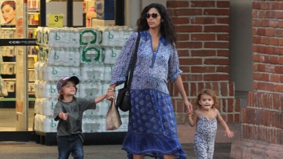 Camila Alves : Maman enceinte et détendue, Matthew McConaughey aux fourneaux