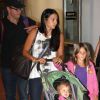 Matt Damon, sa femme Luciana Barroso et leurs filles. La petite famille a été vue à l'aéroport de Boston le 16 août 2012.