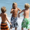 Gwen Stefani : son fils Kingston s'amuse comme un petif fou à Newport Beach le 19 août 2012
