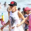 Gwen Stefani : une maman qui fait bien attention à ses enfants Kingston et Zuma à Newport Beach le 19 août 2012