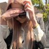 Amanda Bynes, pas très fière le 6 avril 2012 à la sortie du commissariat de Los Angeles.