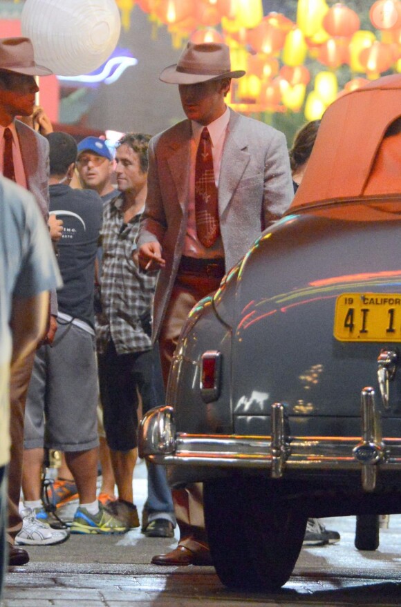 Ryan Gosling tourne de nouvelles scènes de Gangster Squad à Los Angeles, le 21 août 2012. Le studio a décidé de retirer une scène de fusillade dans un cinéma après la tuerie Colorado, survenue pendant une avant-première de The Dark Knight Rises.