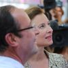 Valérie Trierweiler et François Hollande à Bormes-les-Mimosas, le 3 août 2012.