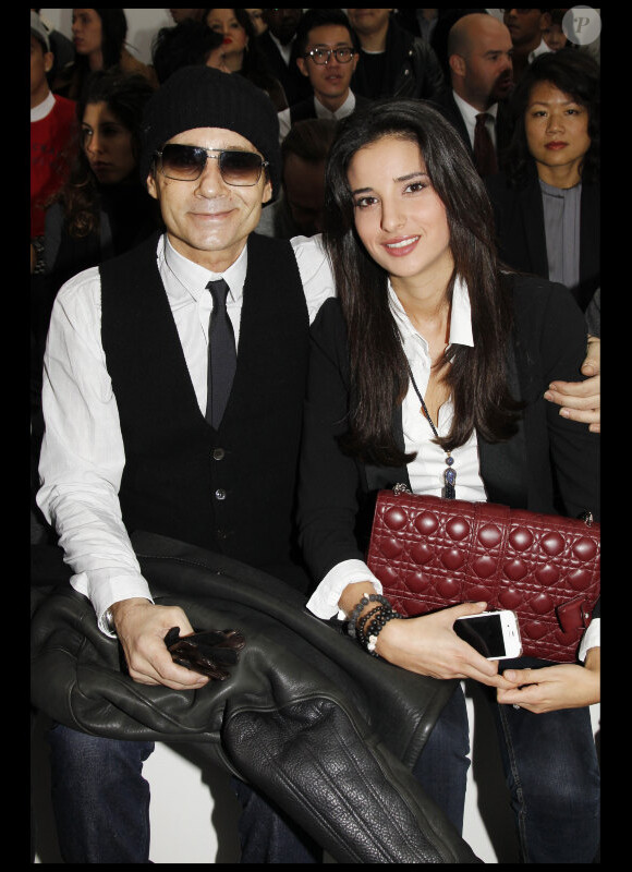 Jean-Luc Delarue le 21 janvier 2012 avec sa femme Anissa Khel lors du défilé Dior