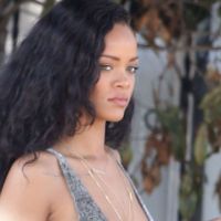 Rihanna à L.A. : Sage sirène le jour, bad girl obscène la nuit...