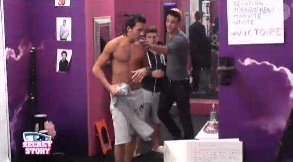 Thomas, agacé, devient incontrôlable (quotidienne Secret Story 6 du samedi 25 août 2012).