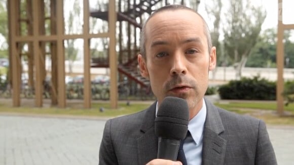 Yann Barthès accorde une interview à Canalplus.fr.