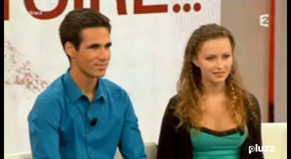 Guillaume et Olivia, les deux jeunes amoureux qui ont bien grandi, dans l'émission hommage Jean-Luc Delarue... Toute une histoire sur France 2 le mardi 28 août 2012