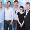 Ehud Bleiberg, Ariel Vromen, Michael Shannon, Winona Ryder et Ray Liotta lors du photocall de The Iceman à la Mostra de Venise, le 30 août 2012.