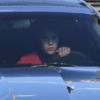 Justin Bieber, arrêté par la police, interloquée par un véhicule qui le suivait de trop près, à Los Angeles, ce vendredi 31 août 2012.