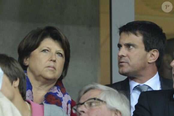 Manuel Valls et Martine Aubry circonspects après la défaite lilloise face au PSG le 2 septembre 2012 à Lille (2-1)