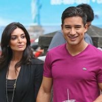 Mario Lopez : Promenade romantique pour le beau gosse et sa fiancée