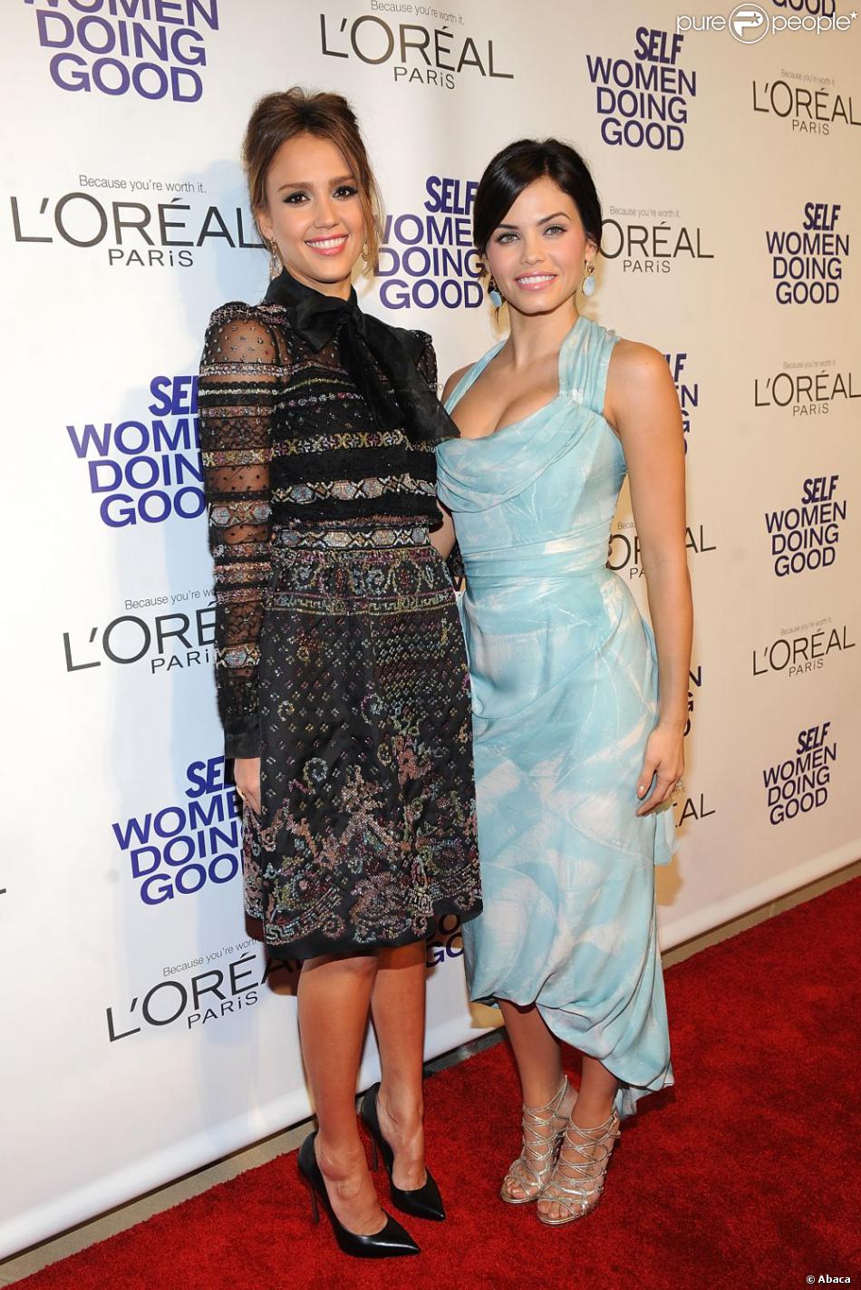 Jessica Alba Et Jenna Dewan Tatum Sur Le Tapis Rouge De L Iac Building